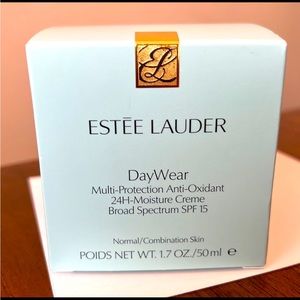 NIB 1.7 oz. DayWear Moisturizer SPF 15